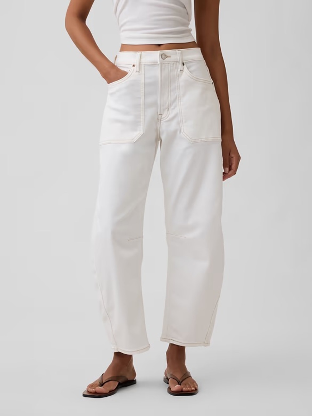 GAP Curvy Barrel Jeans - Picture 2 of 7